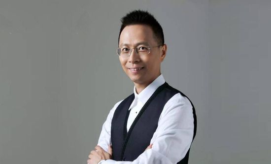 快步是漂亮女人